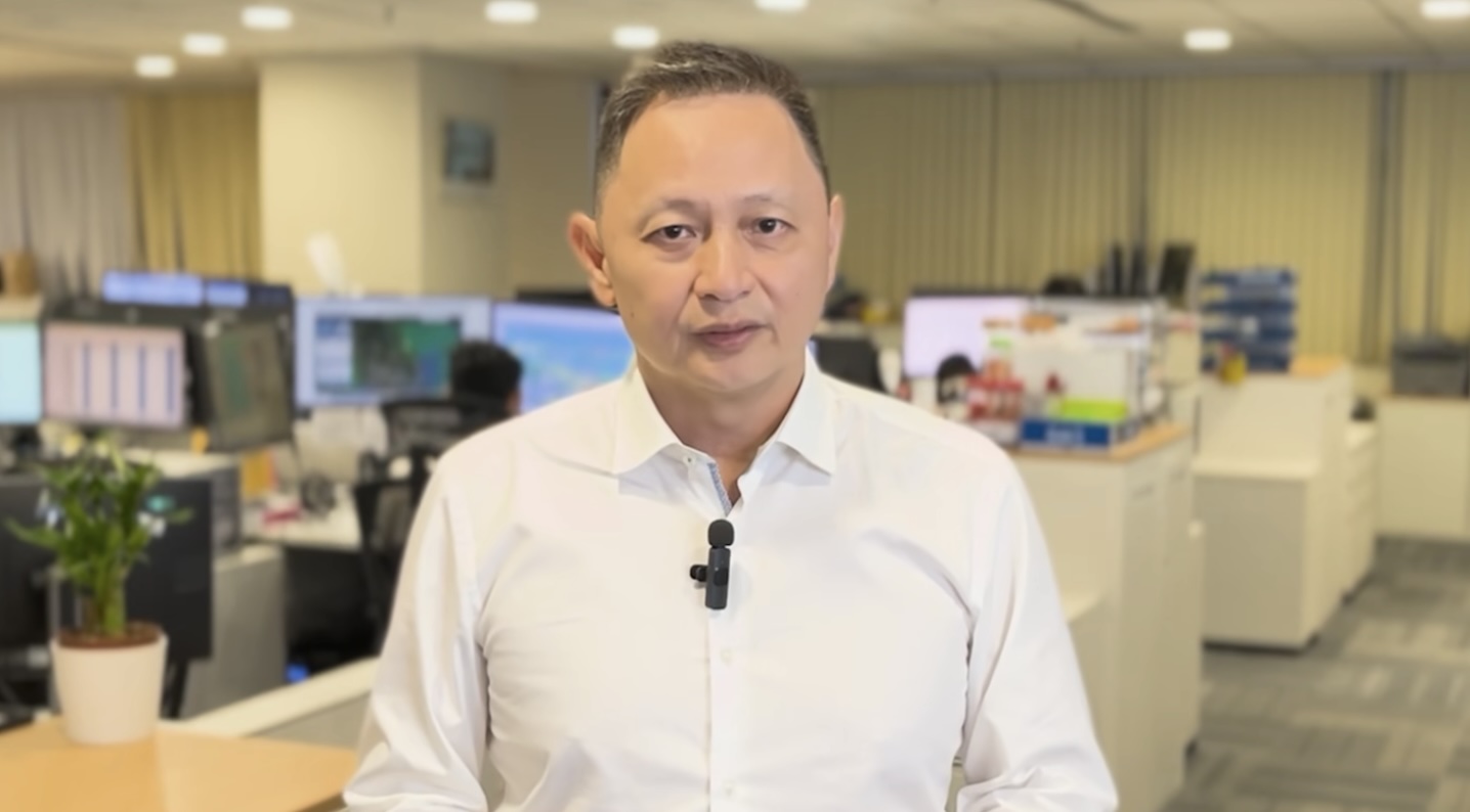 SIA chief gets over 20% pay bump after record annual profit; S$8.11 million salary jump